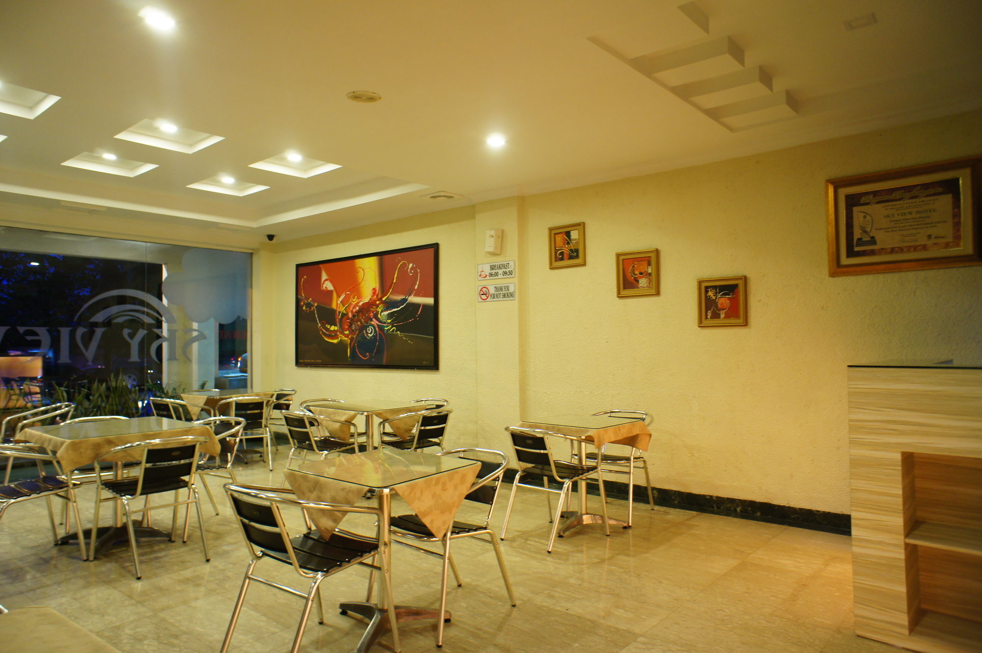 Sky View Hotel Managed By Os Batam Extérieur photo