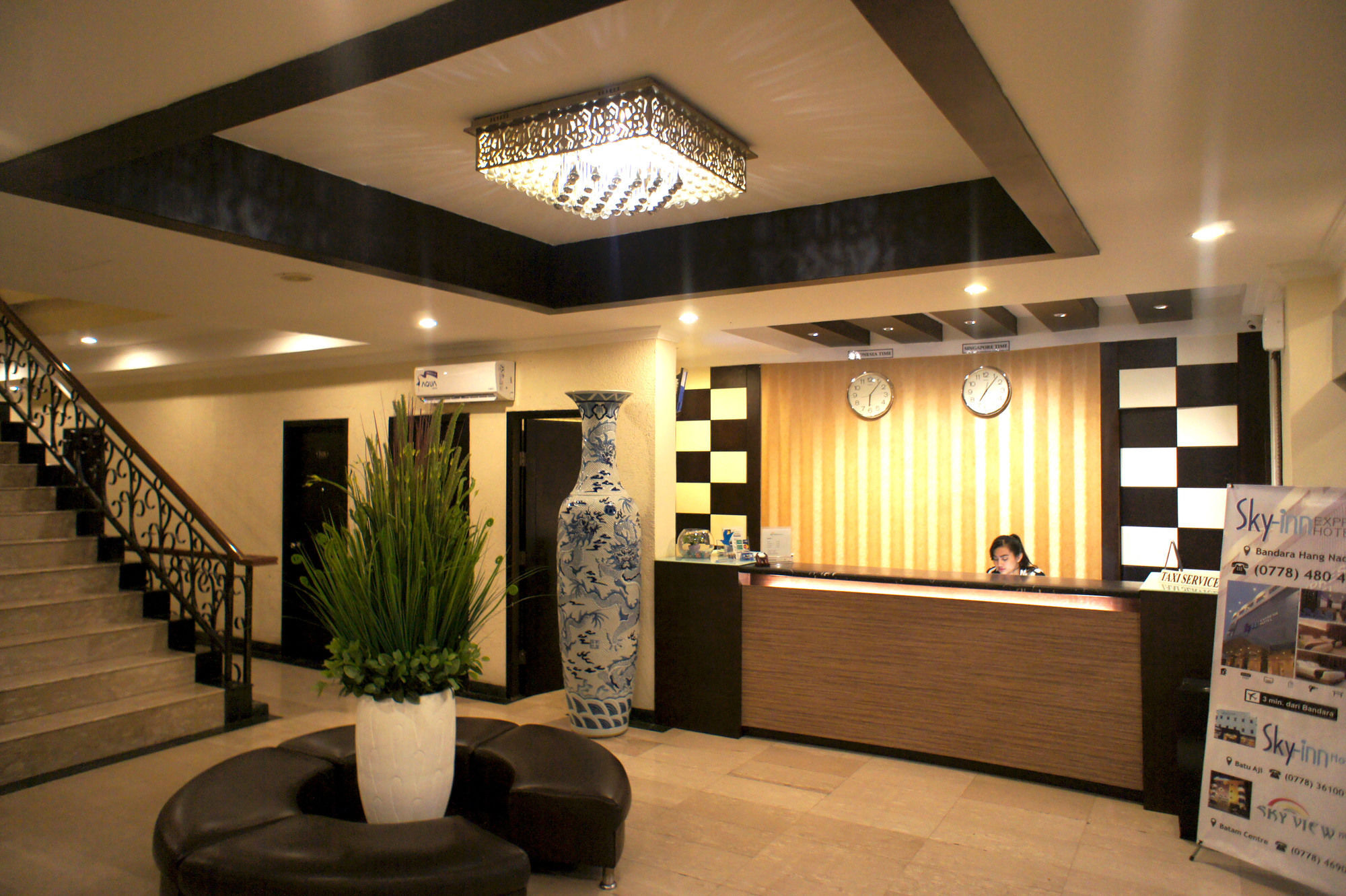 Sky View Hotel Managed By Os Batam Extérieur photo