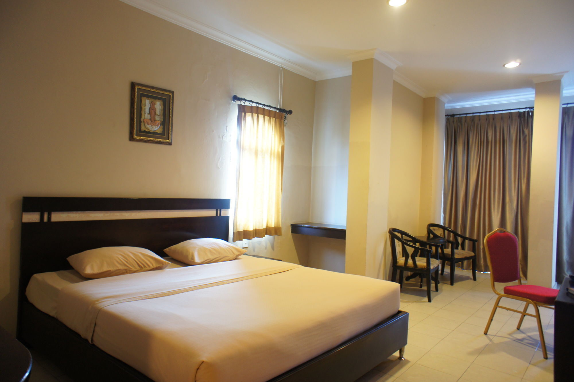 Sky View Hotel Managed By Os Batam Extérieur photo