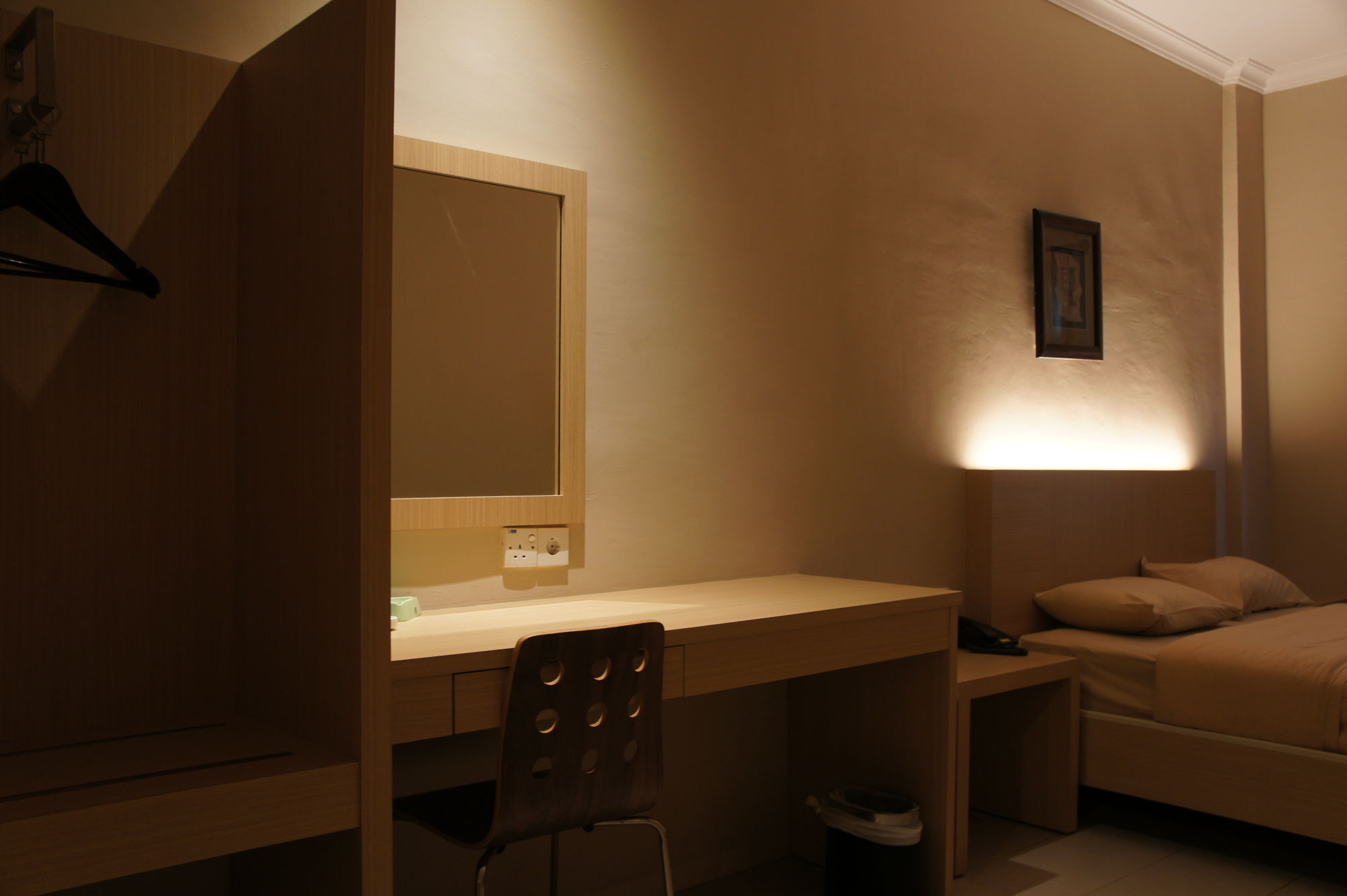 Sky View Hotel Managed By Os Batam Extérieur photo